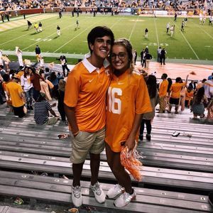 Meet your Posher, Hunter